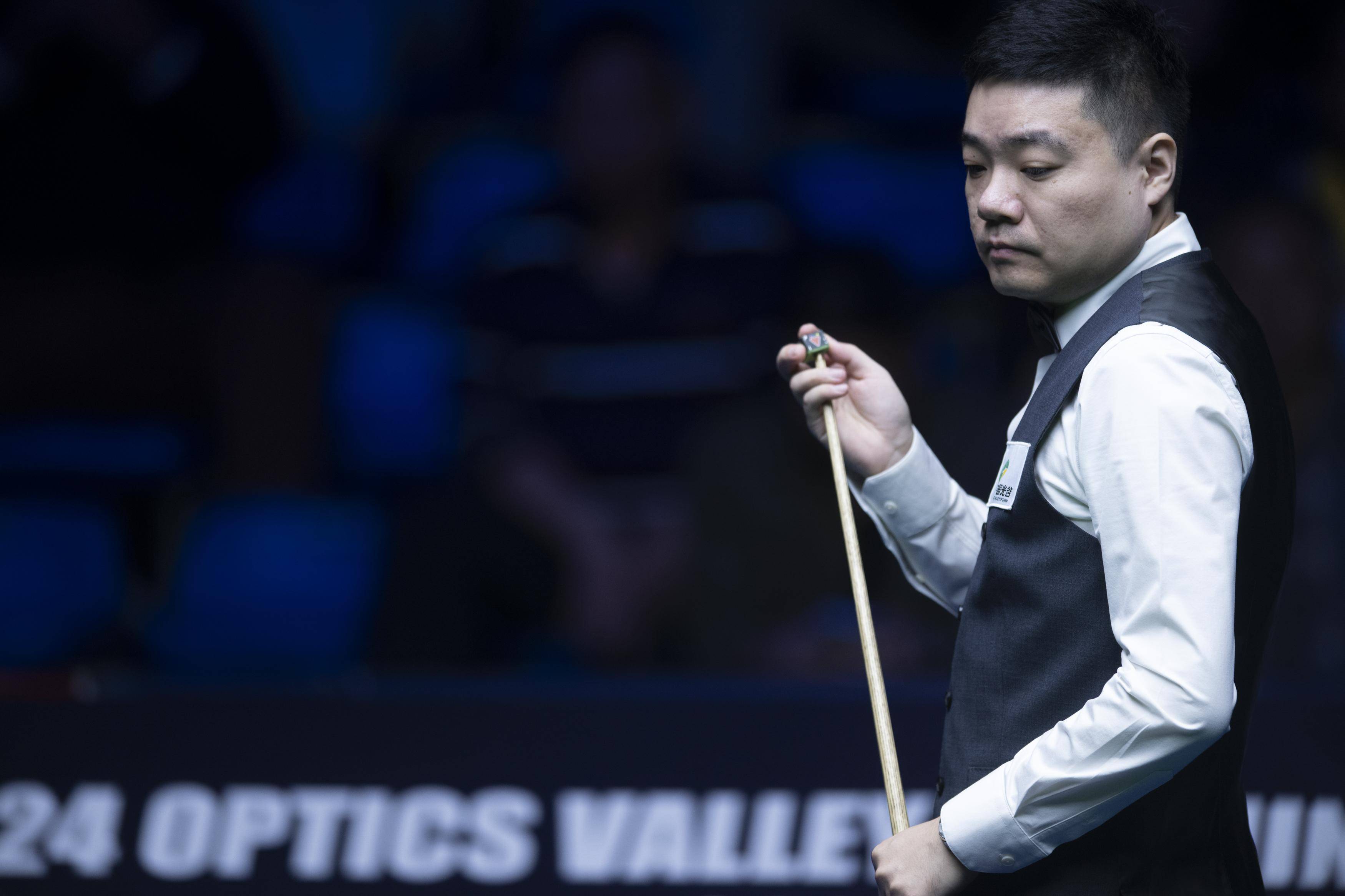 特别是在轮 特别是在轮