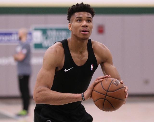 队中找到自 队中找到自