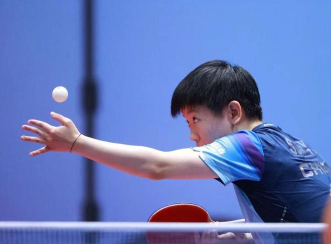 球哲学的碰 球哲学的碰