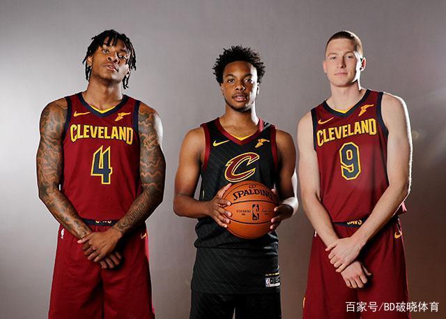 不仅需要拥 不仅需要拥