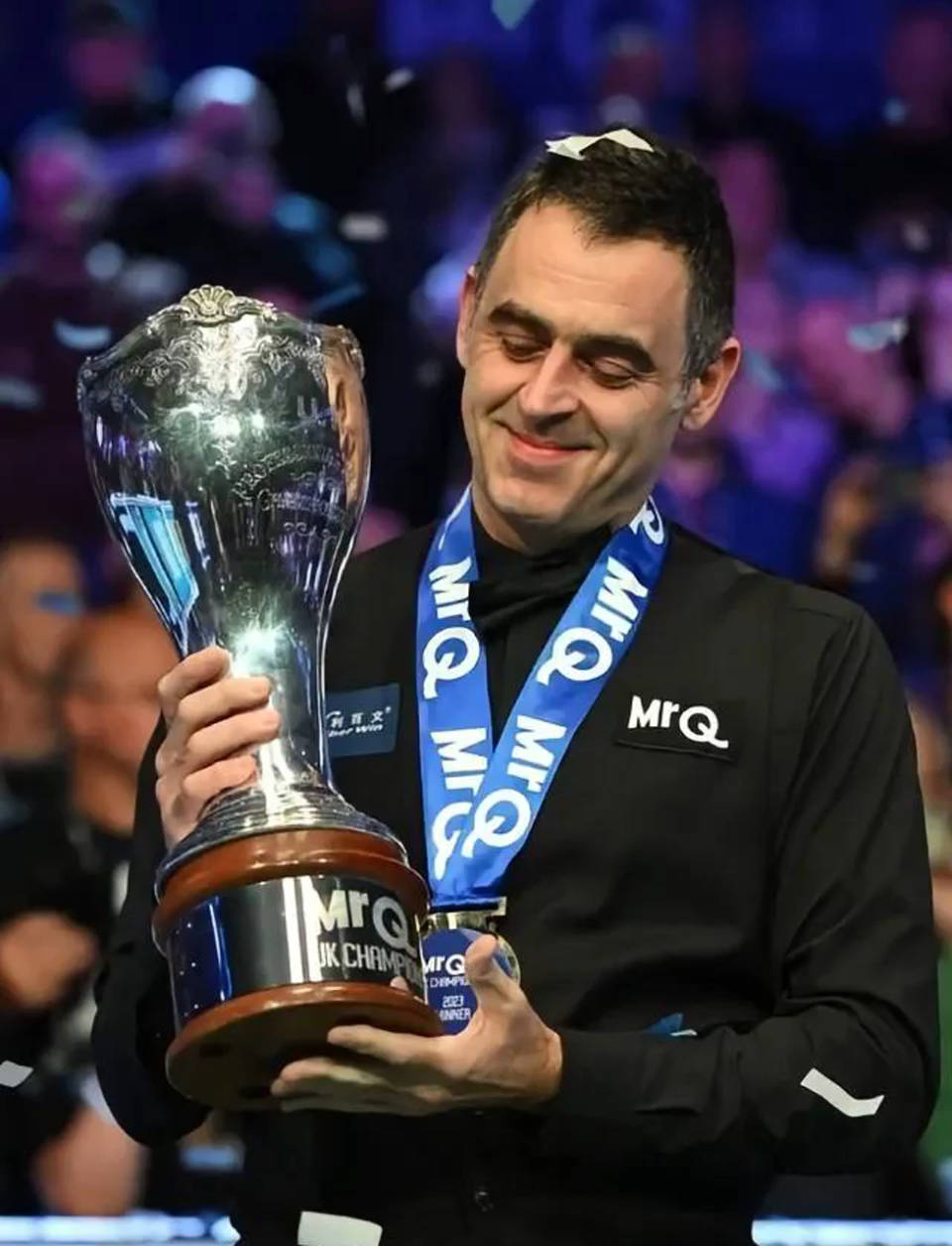 雅繁奋力拼 雅繁奋力拼