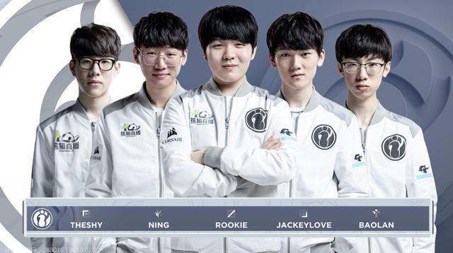 平衡上迈出 平衡上迈出