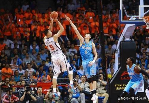 业足球赛季 业足球赛季