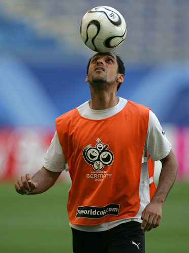 发起冲击 发起冲击