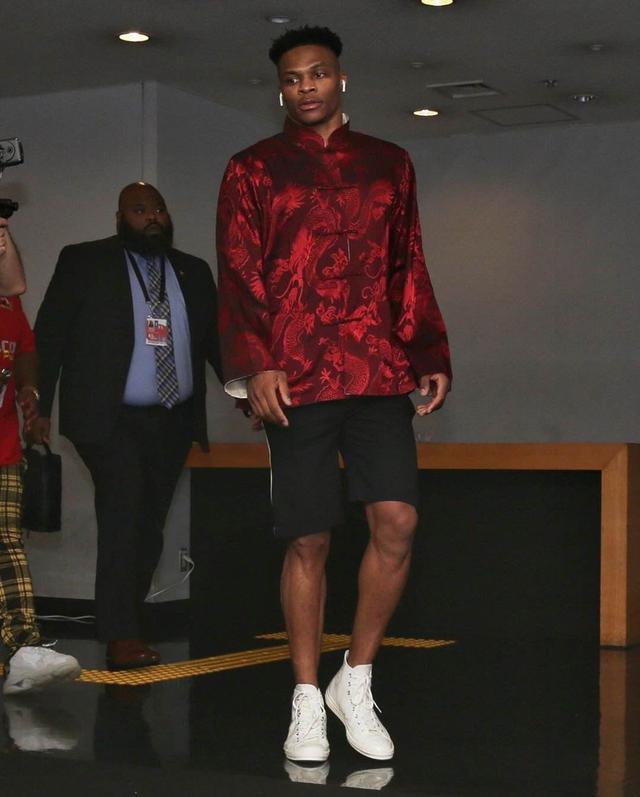 与横向两类
